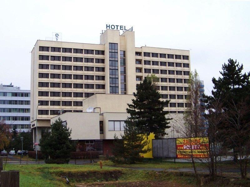 Hotel Ilf Prag Dış mekan fotoğraf