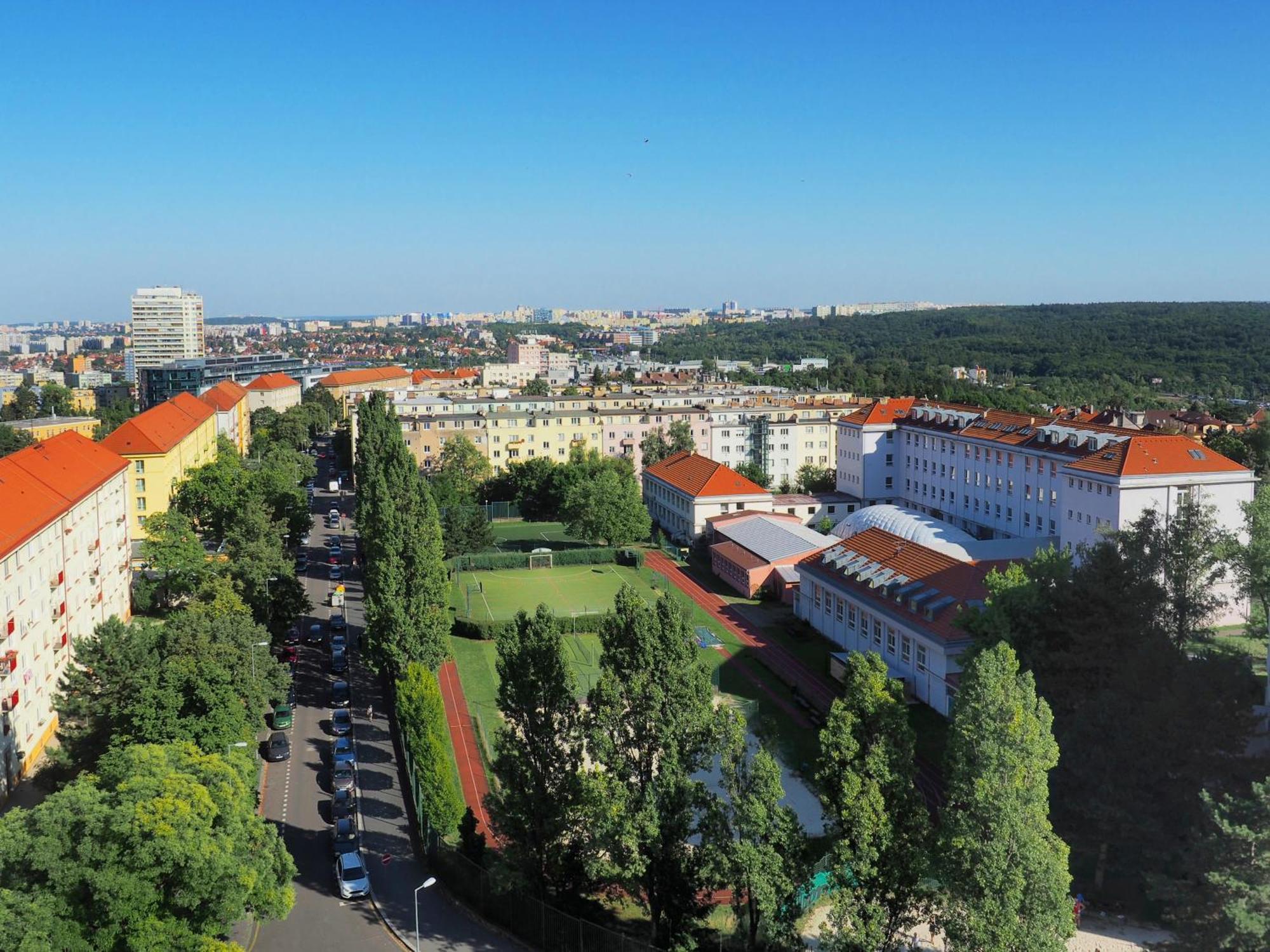 Hotel Ilf Prag Dış mekan fotoğraf