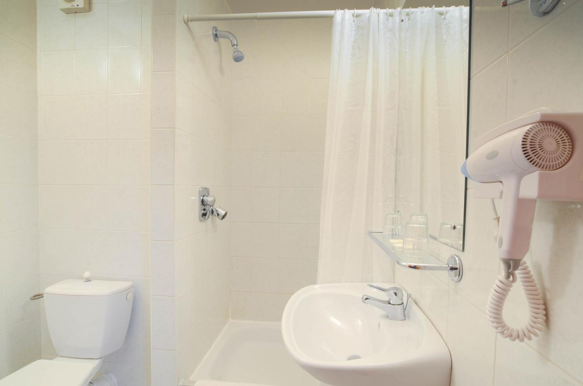 Hotel Ilf Prag Dış mekan fotoğraf